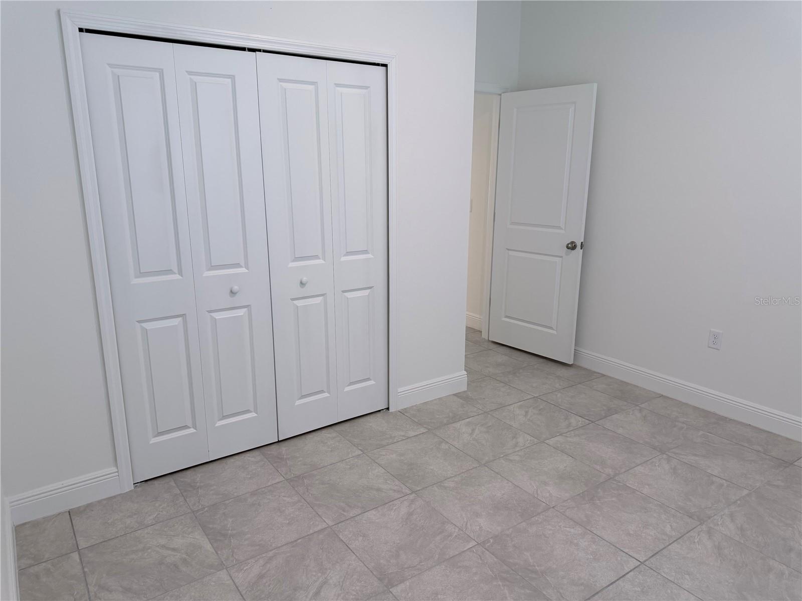 Image 7 of 27 For 14388 45th Circle