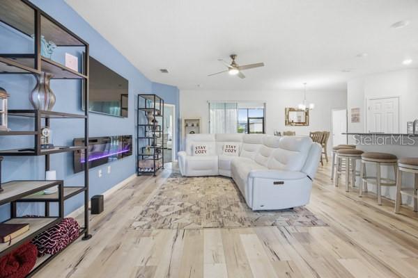 Image 5 of 26 For 4909 107 Loop