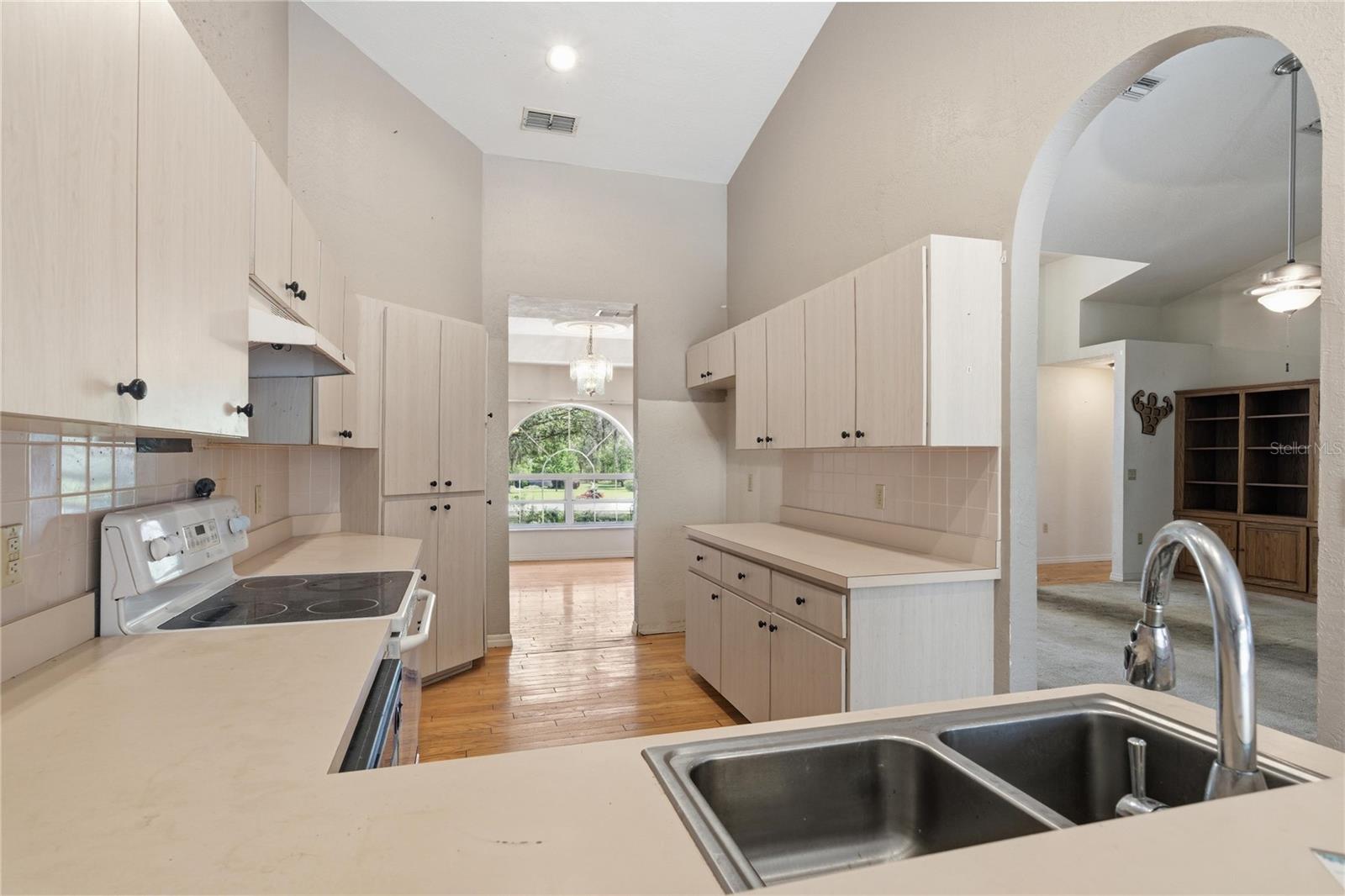 Image 11 of 43 For 4570 Elkcam Boulevard