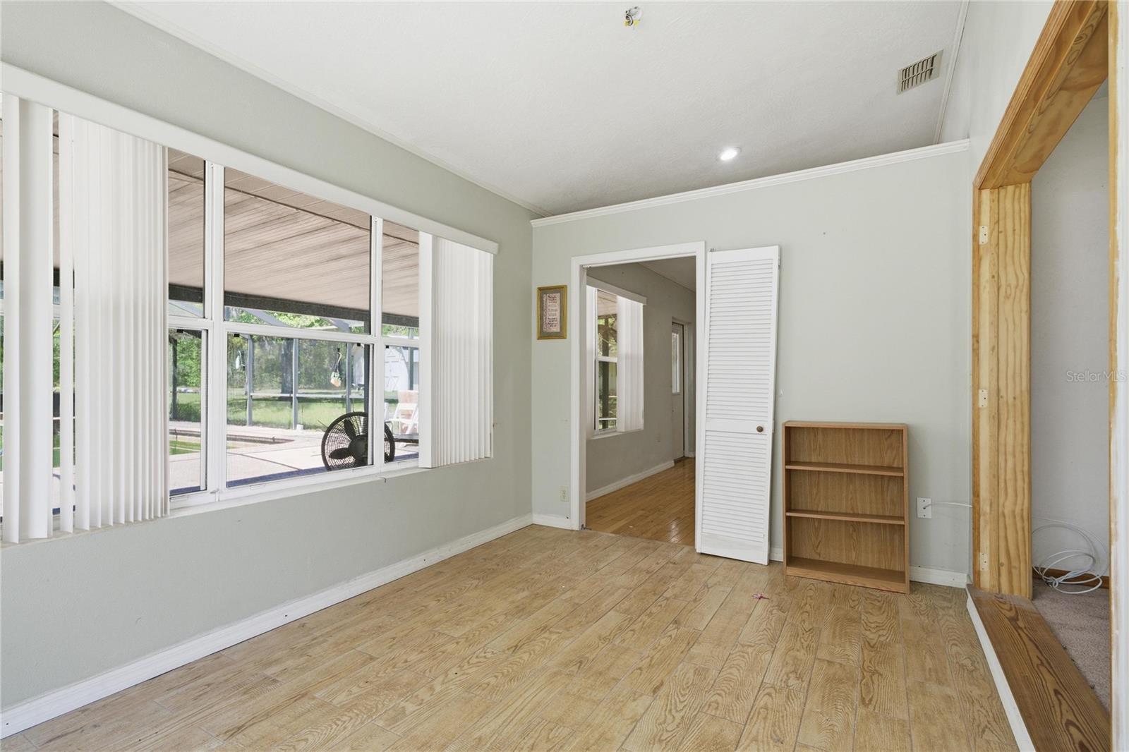 Image 18 of 43 For 4570 Elkcam Boulevard