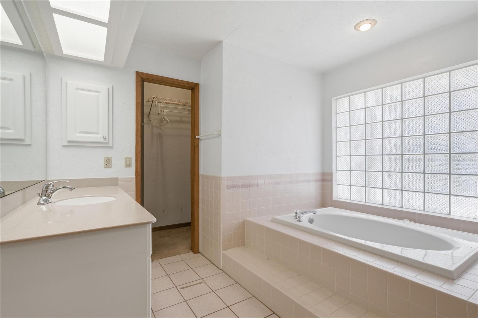 Image 20 of 43 For 4570 Elkcam Boulevard