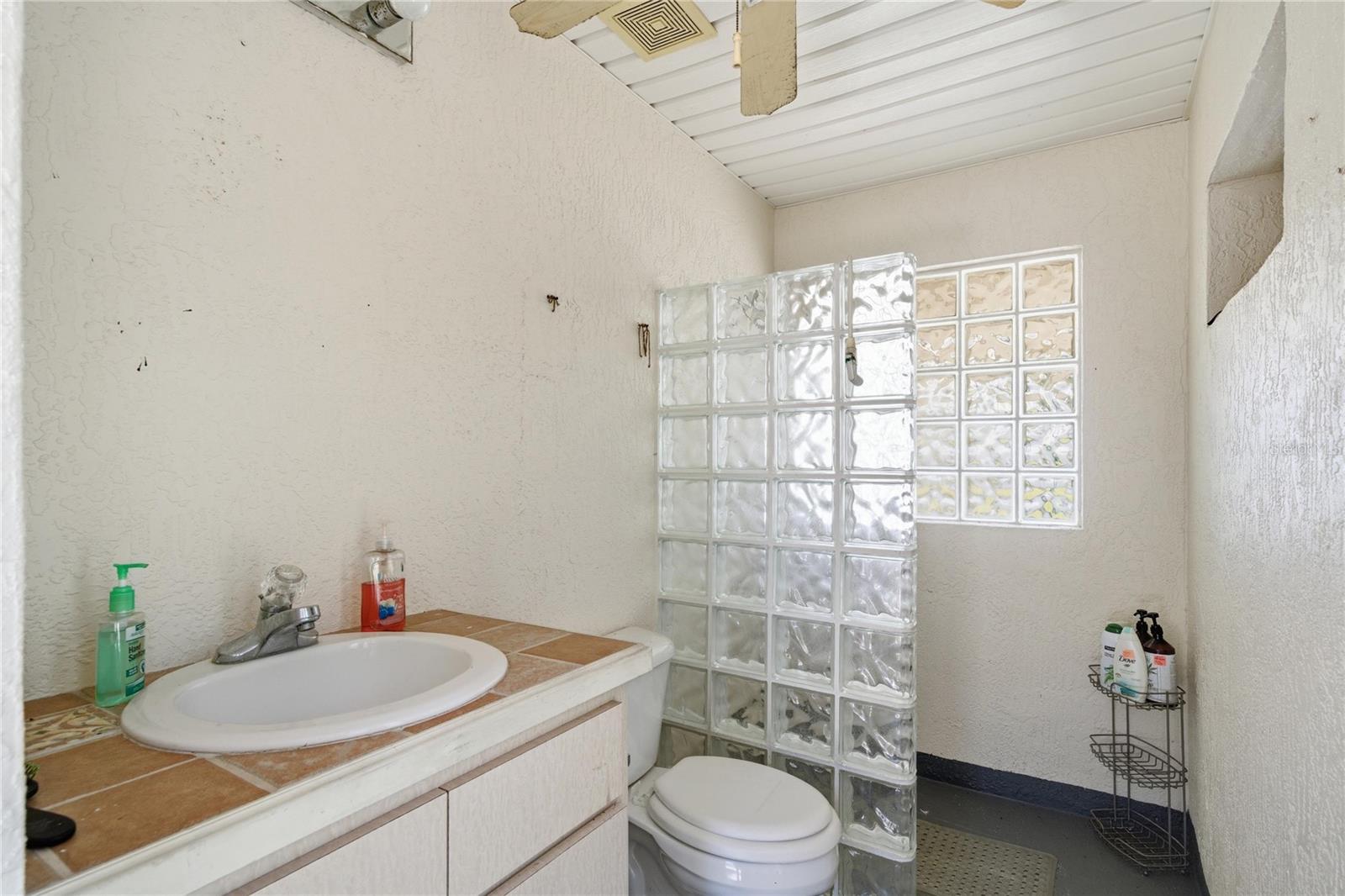 Image 26 of 43 For 4570 Elkcam Boulevard