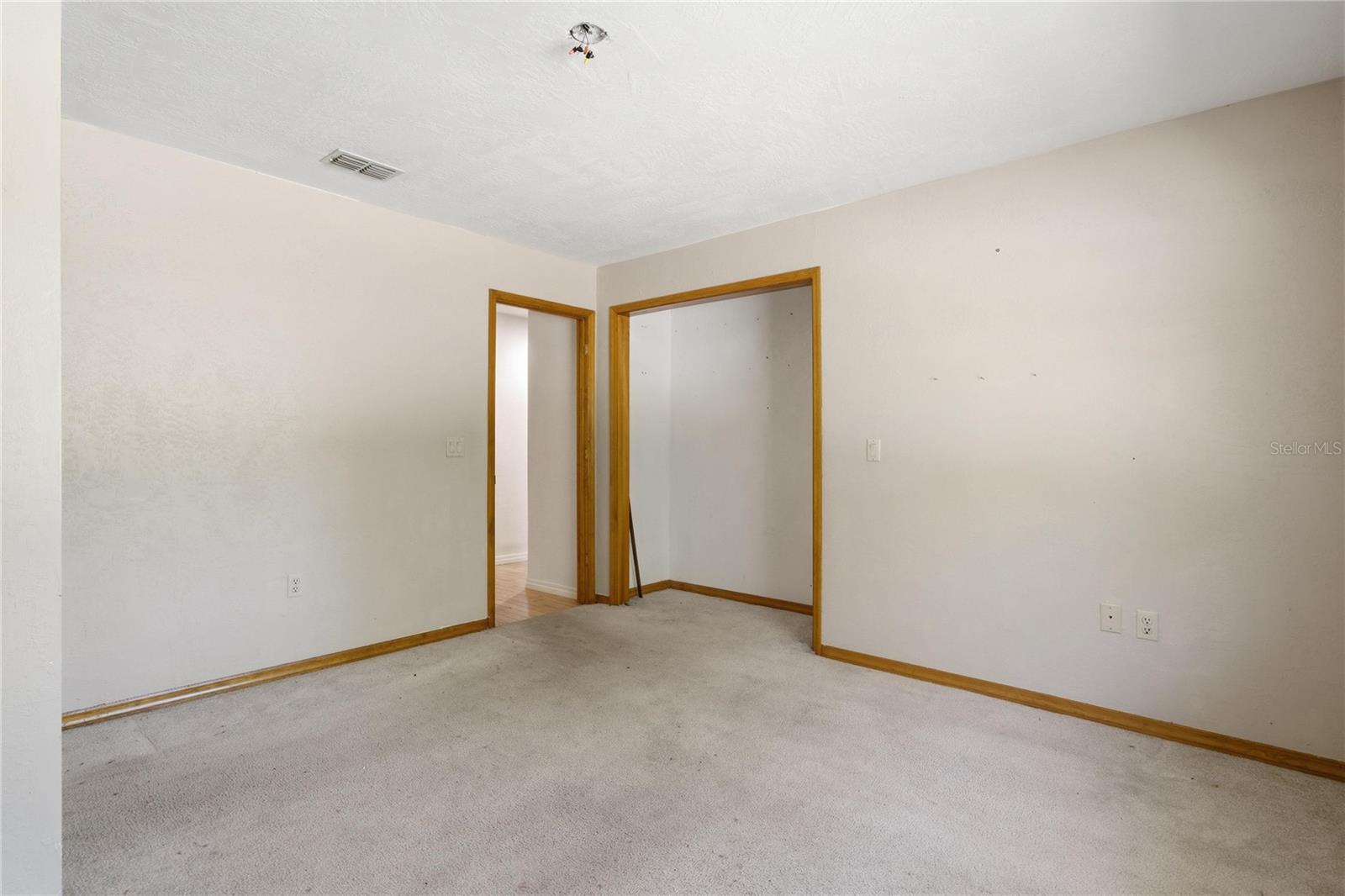 Image 35 of 43 For 4570 Elkcam Boulevard