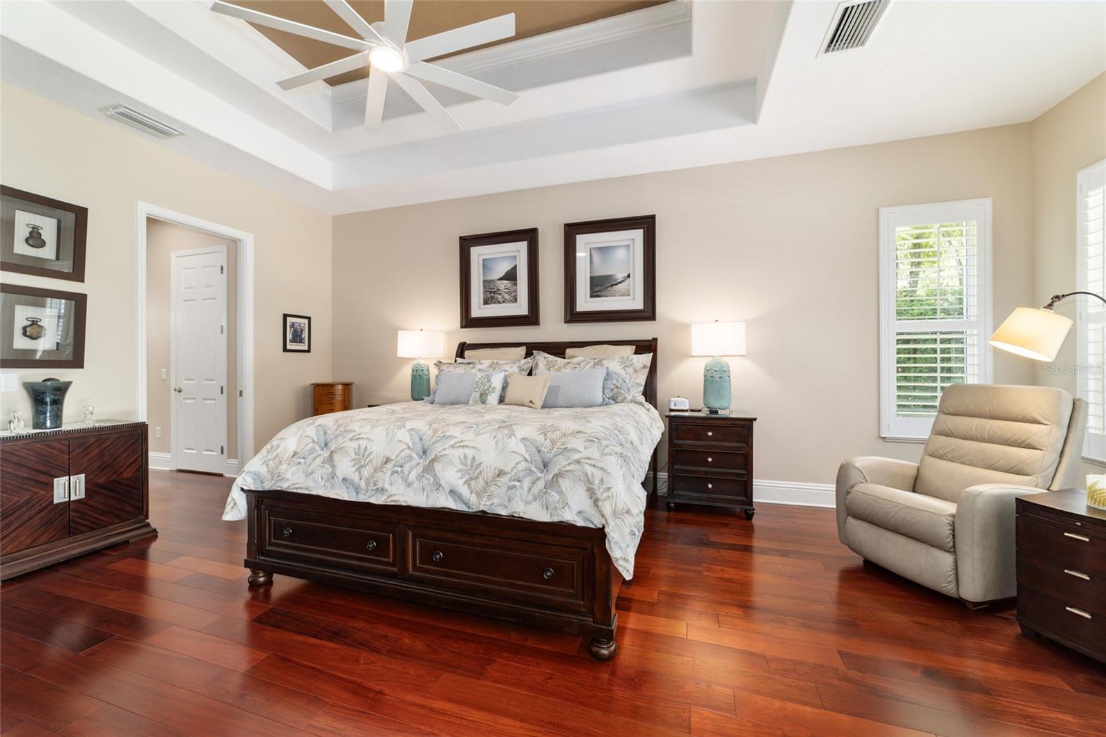 Image 25 of 55 For 4352 6th Avenue