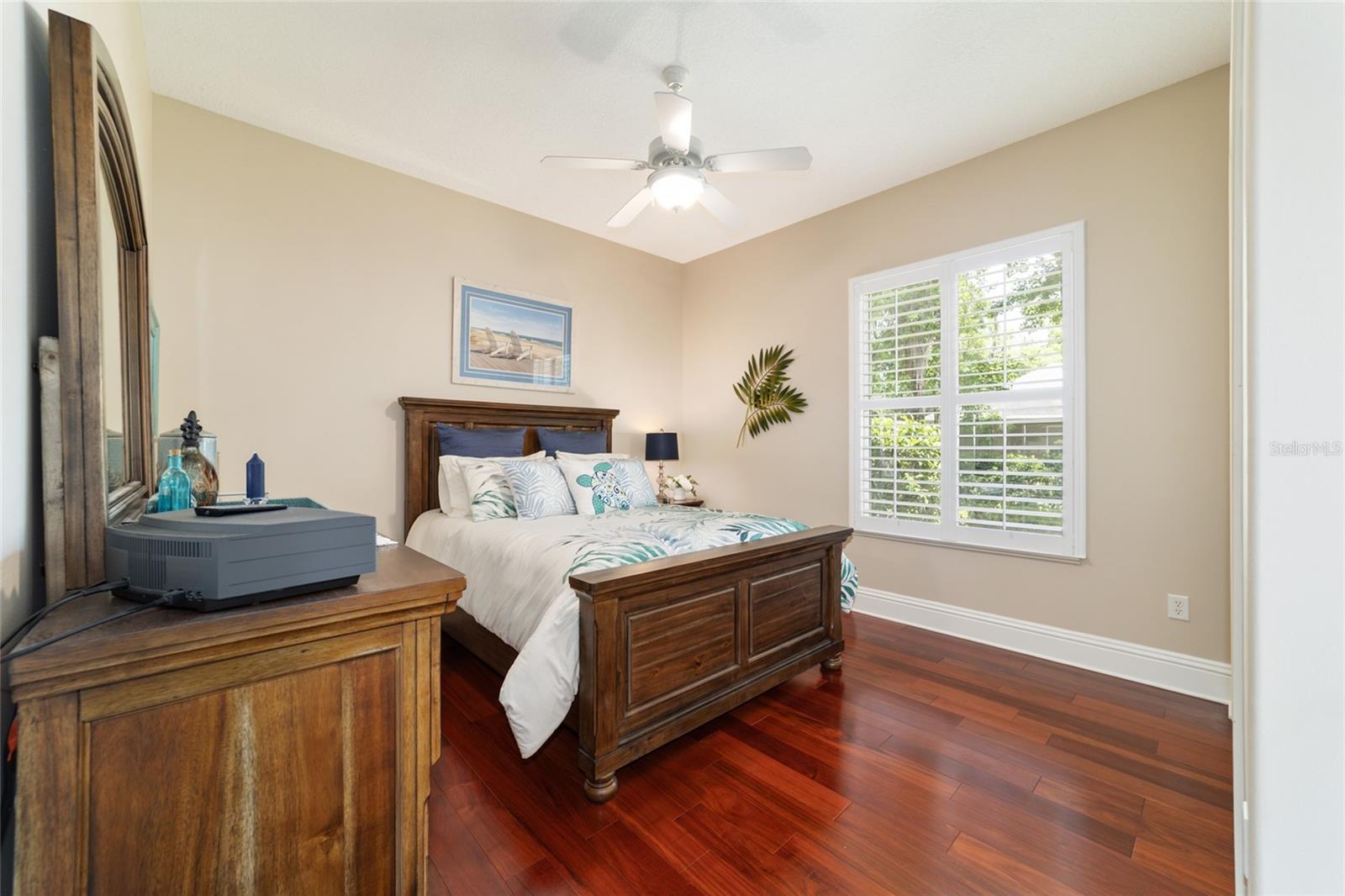 Image 31 of 55 For 4352 6th Avenue