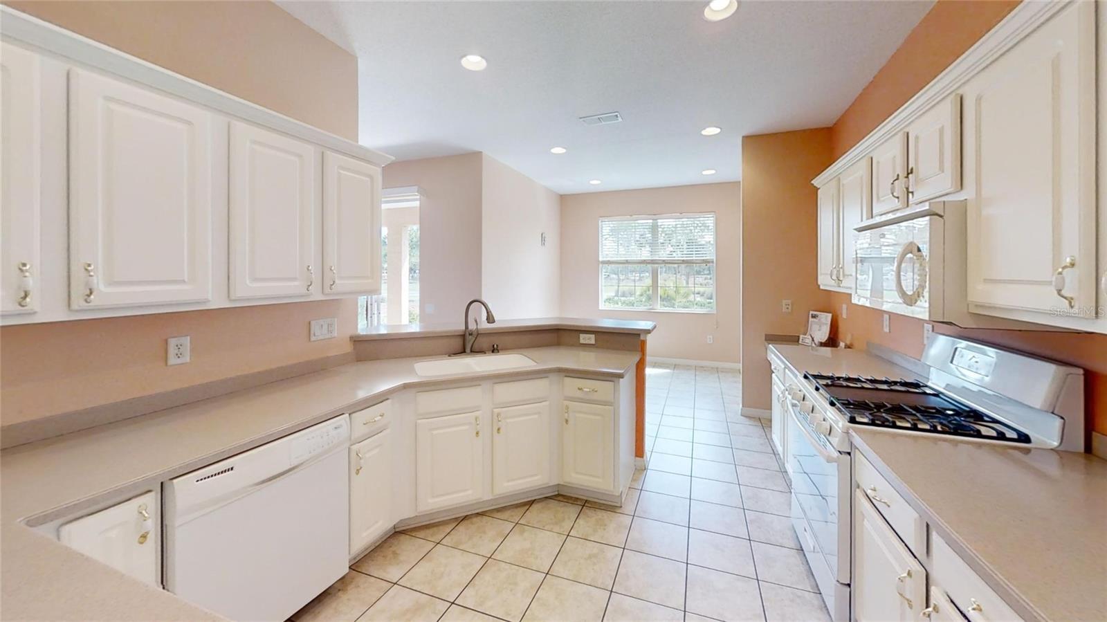 Image 12 of 26 For 8380 82nd Circle