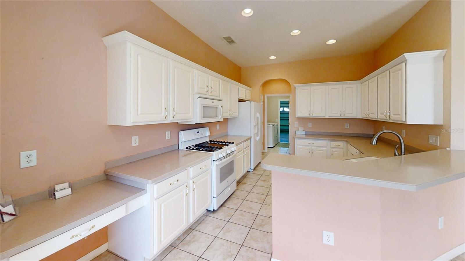 Image 13 of 26 For 8380 82nd Circle