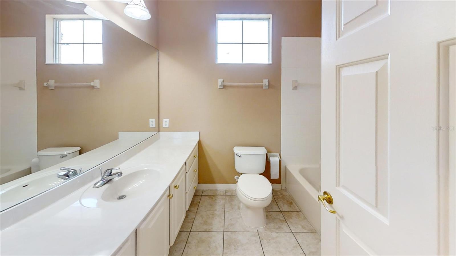 Image 20 of 26 For 8380 82nd Circle