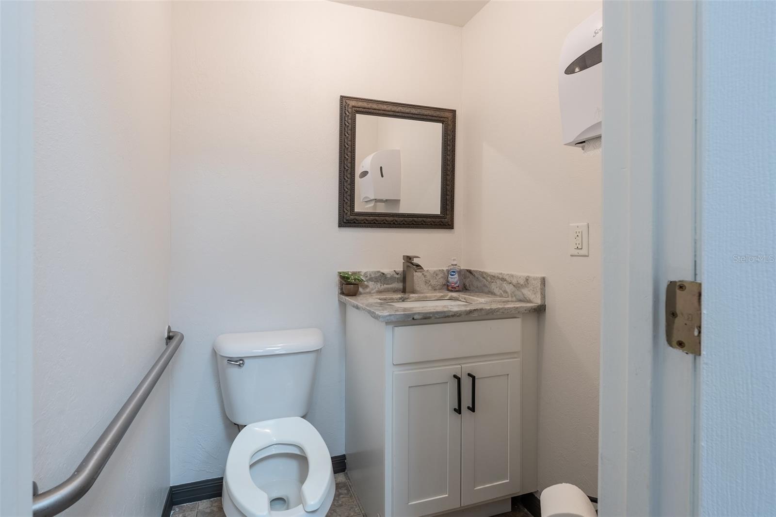 Image 13 of 57 For 14131 Highway 27 Alt