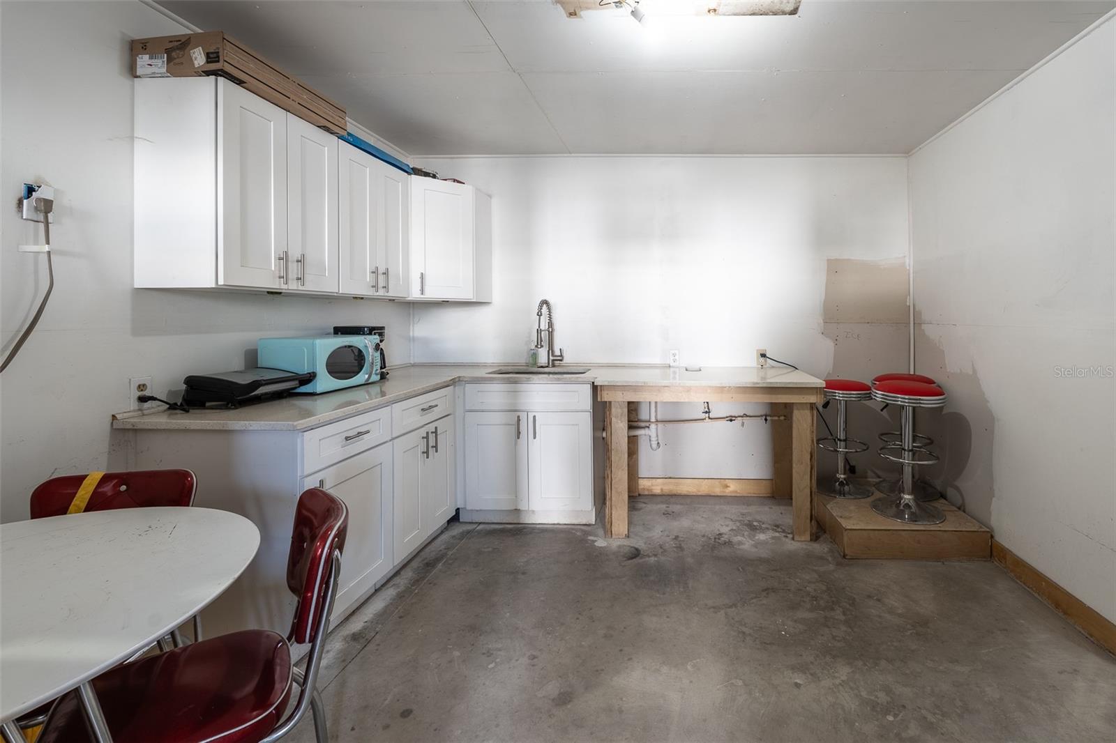 Image 36 of 57 For 14131 Highway 27 Alt