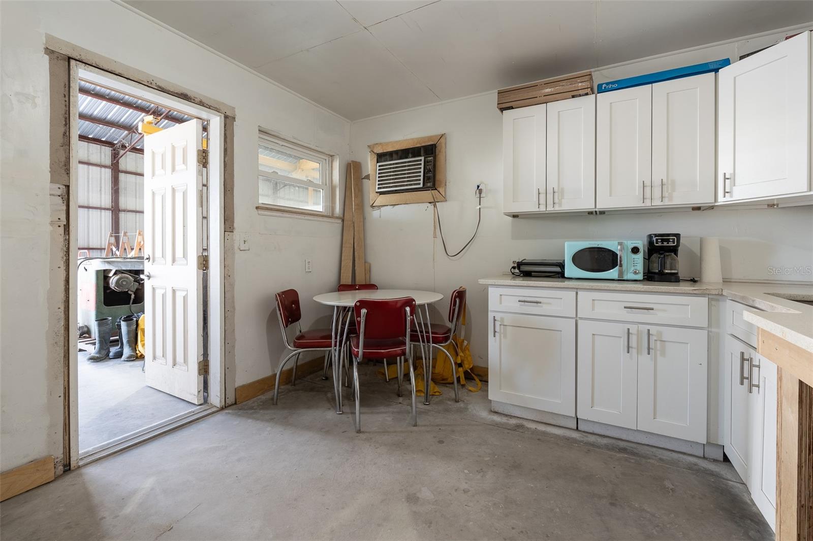 Image 37 of 57 For 14131 Highway 27 Alt