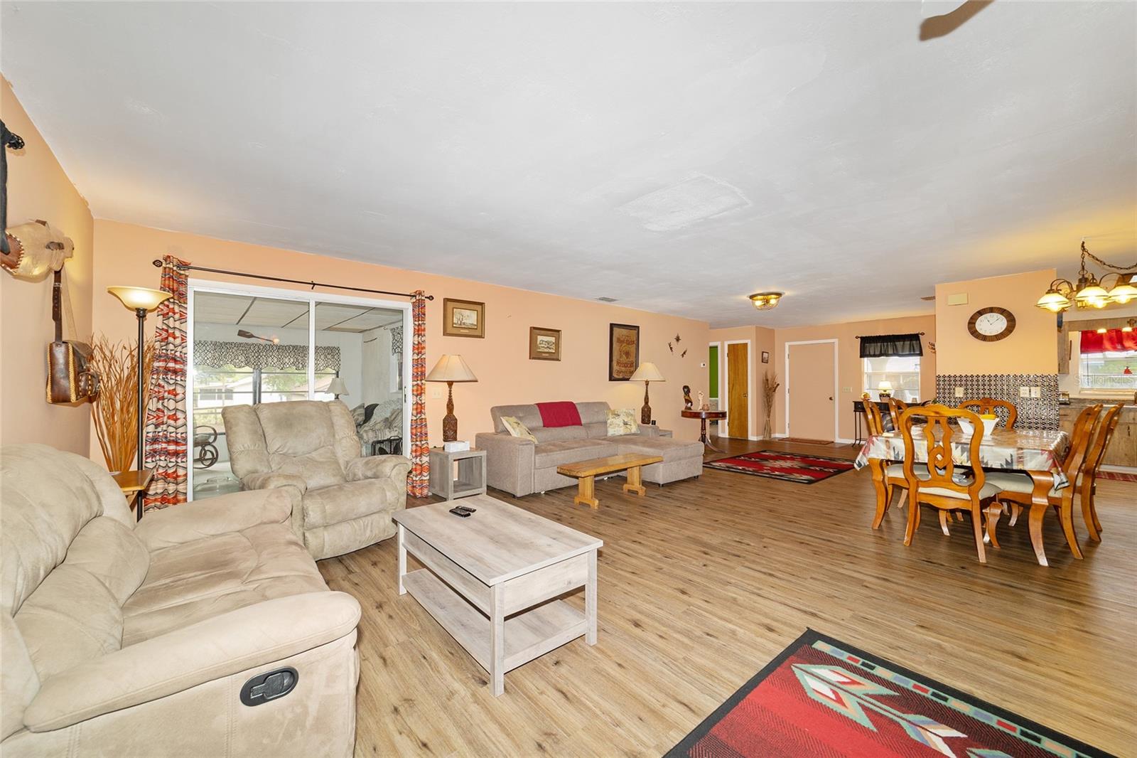 Image 17 of 67 For 17440 18th Street