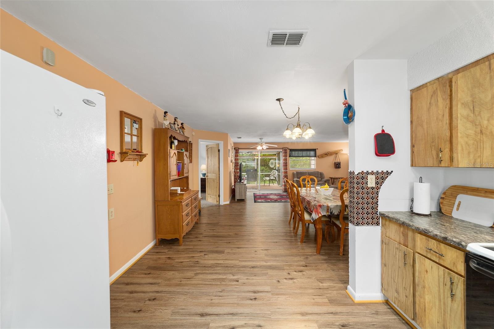 Image 29 of 67 For 17440 18th Street