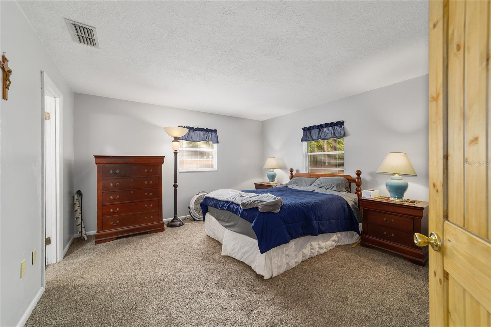 Image 31 of 67 For 17440 18th Street