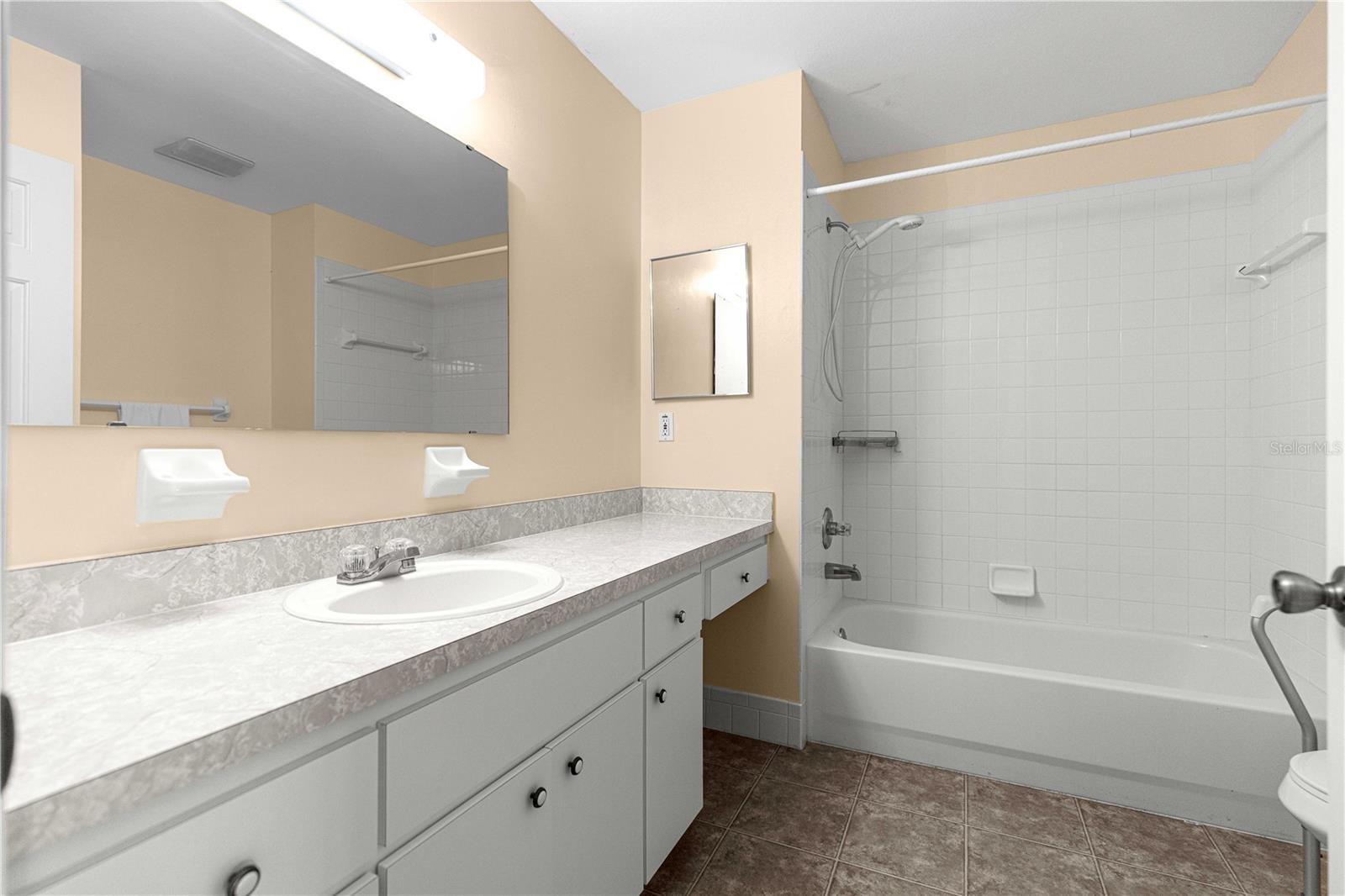 Image 32 of 75 For 8475 137th Loop