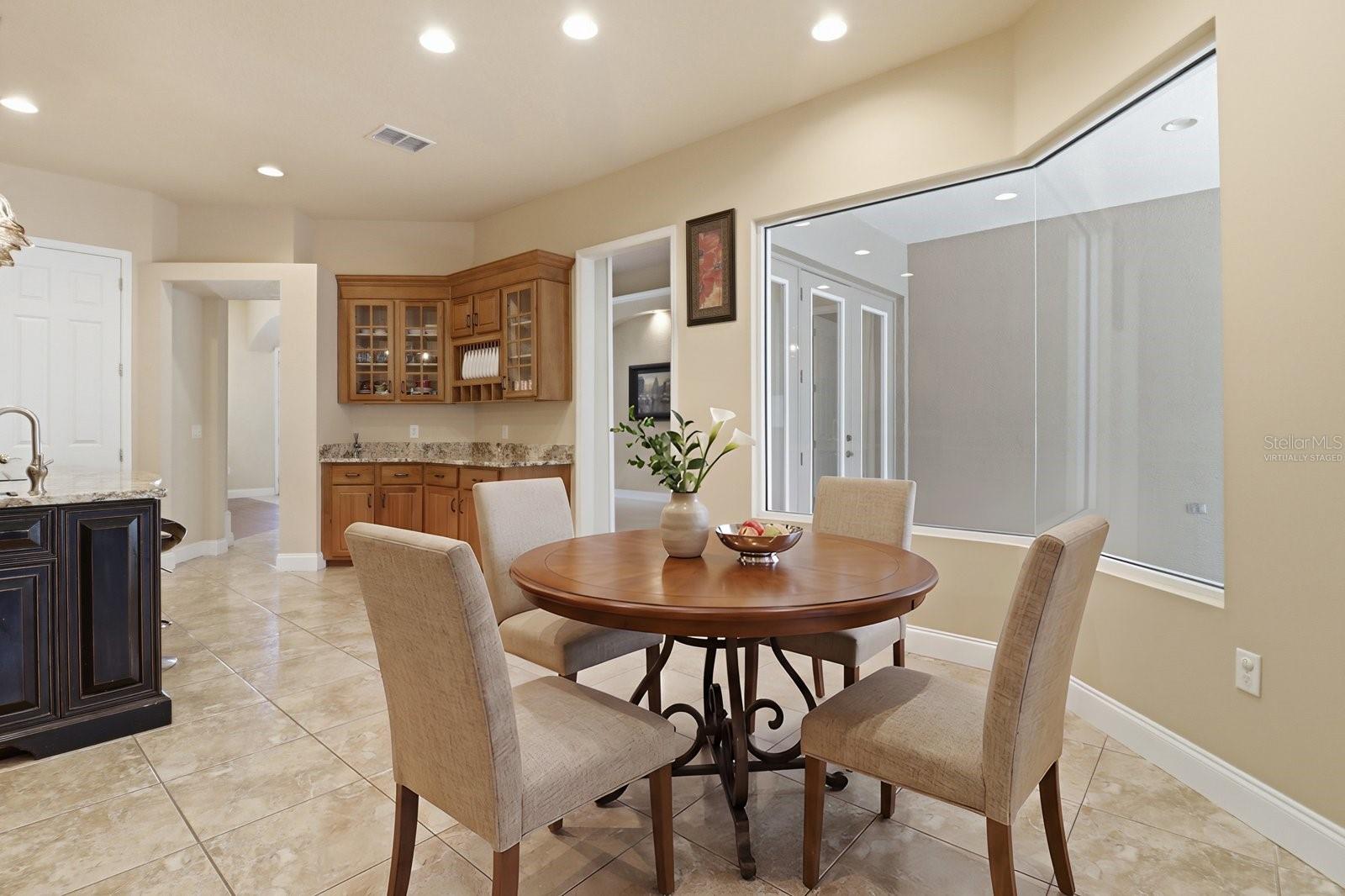 Image 18 of 60 For 2125 25th Loop