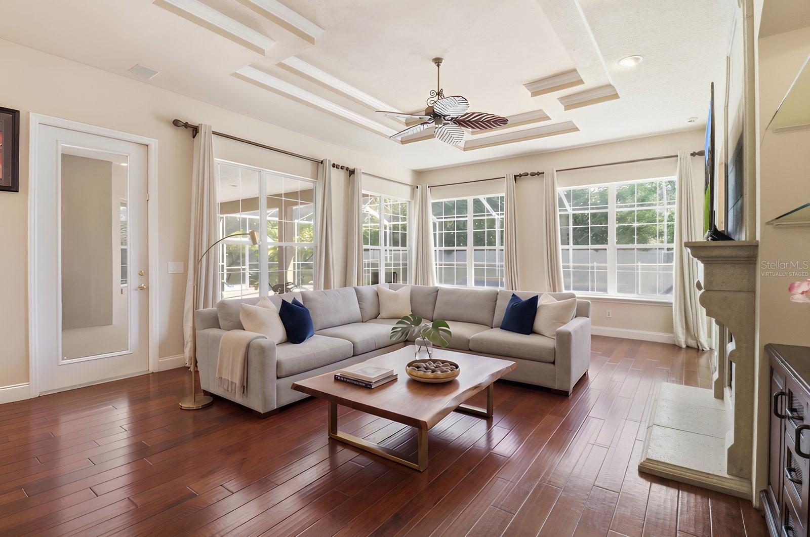 Image 23 of 60 For 2125 25th Loop