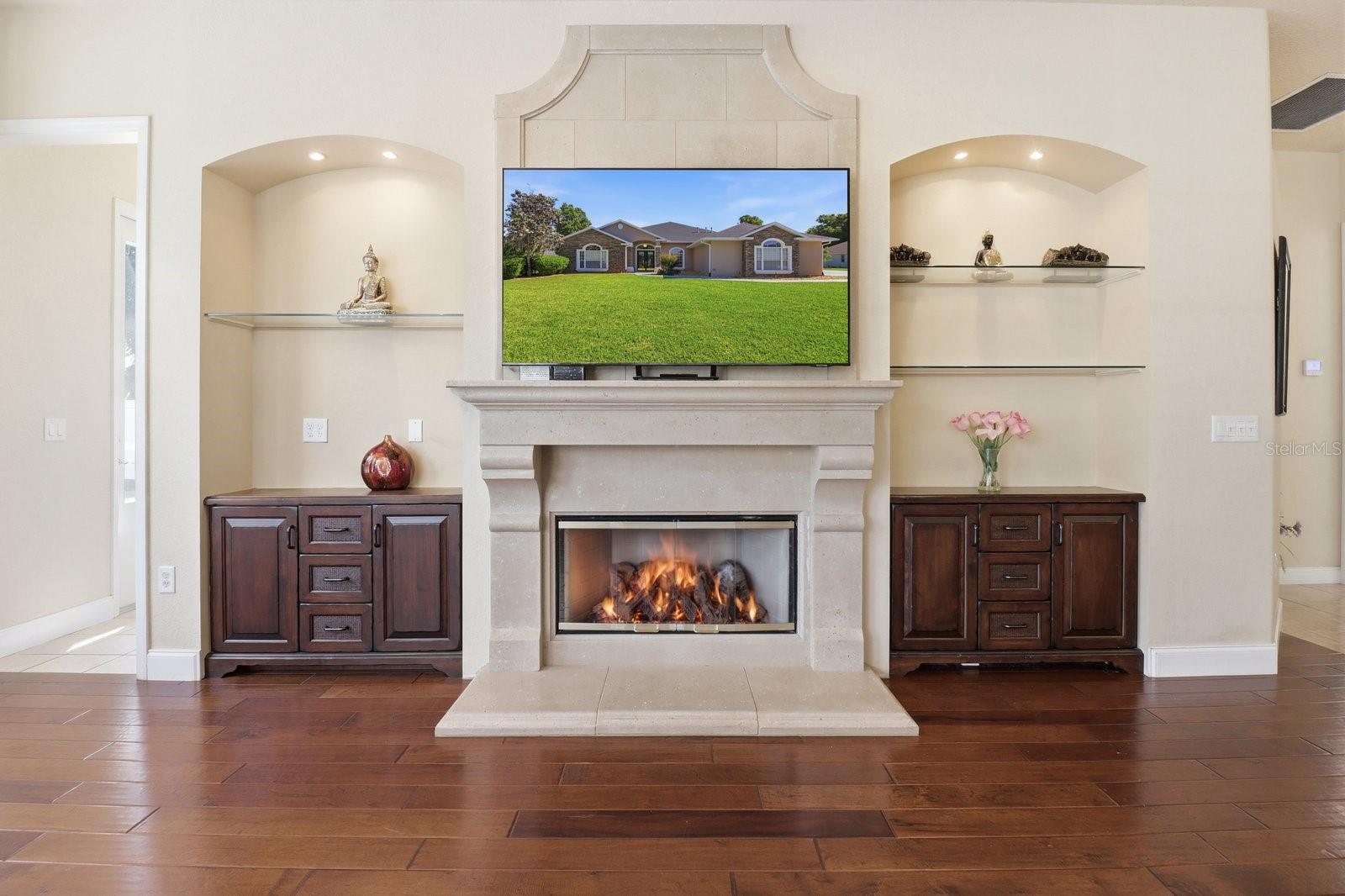 Image 25 of 60 For 2125 25th Loop