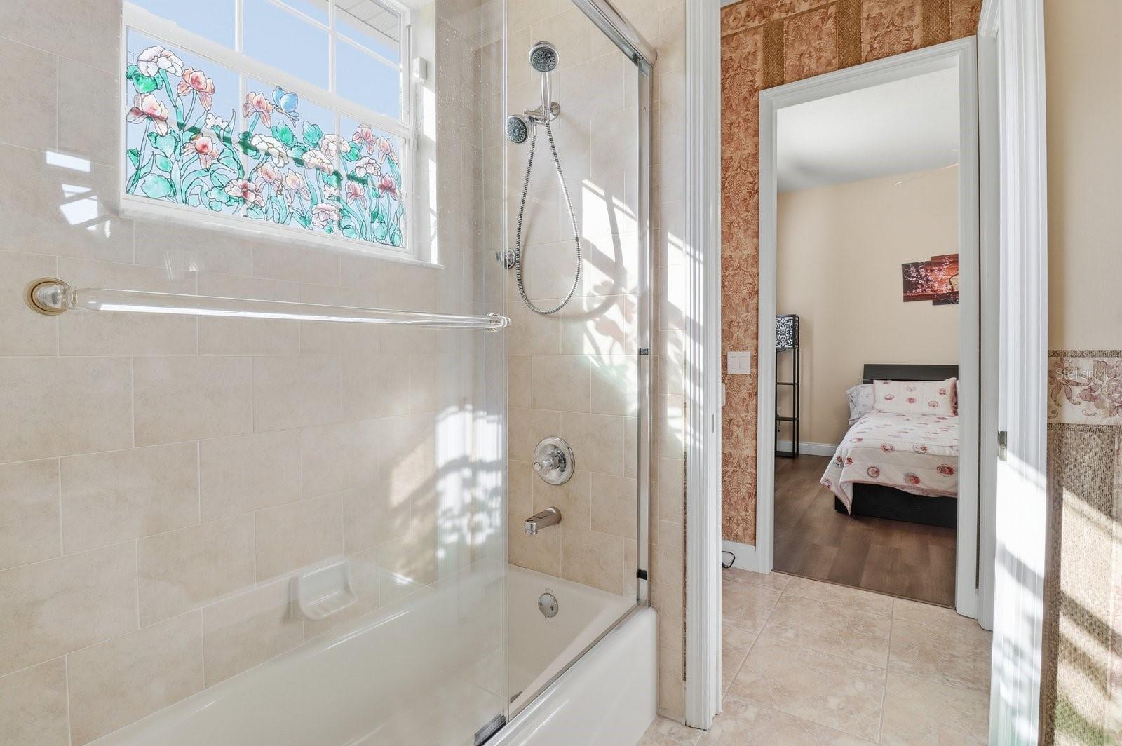 Image 35 of 60 For 2125 25th Loop