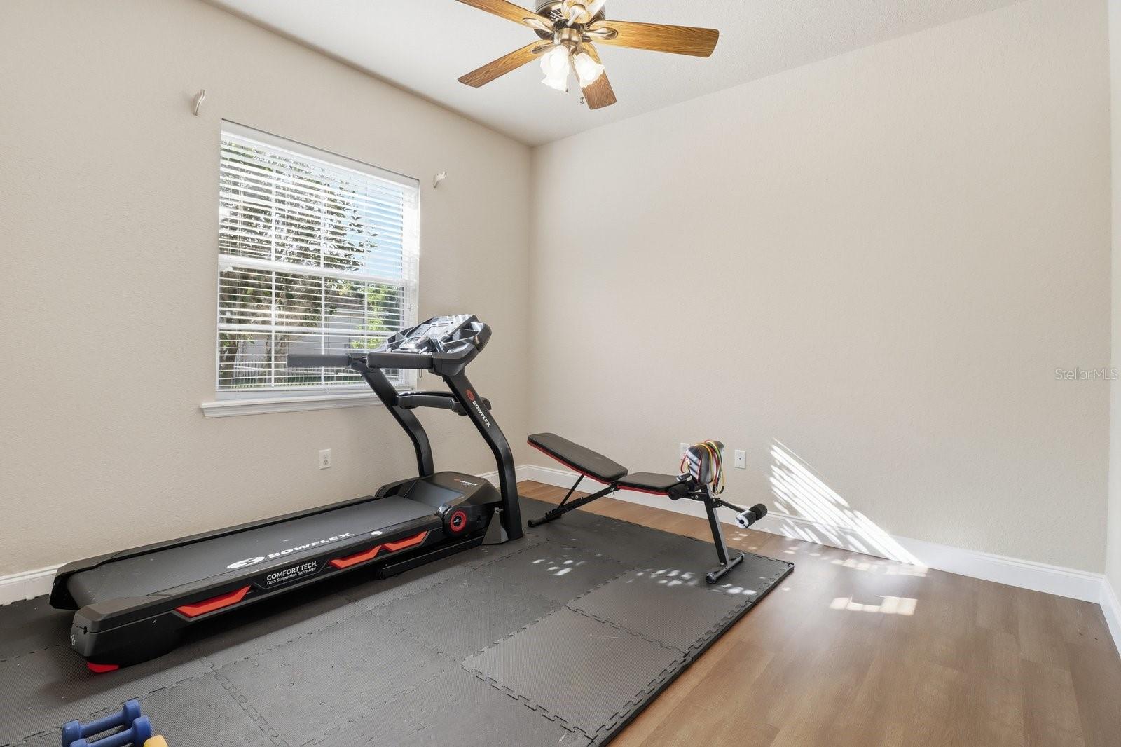 Image 39 of 60 For 2125 25th Loop