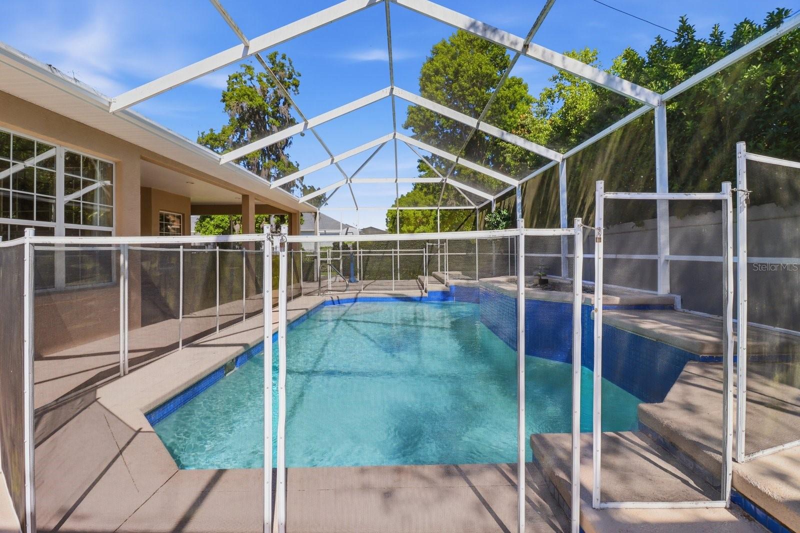 Image 48 of 60 For 2125 25th Loop