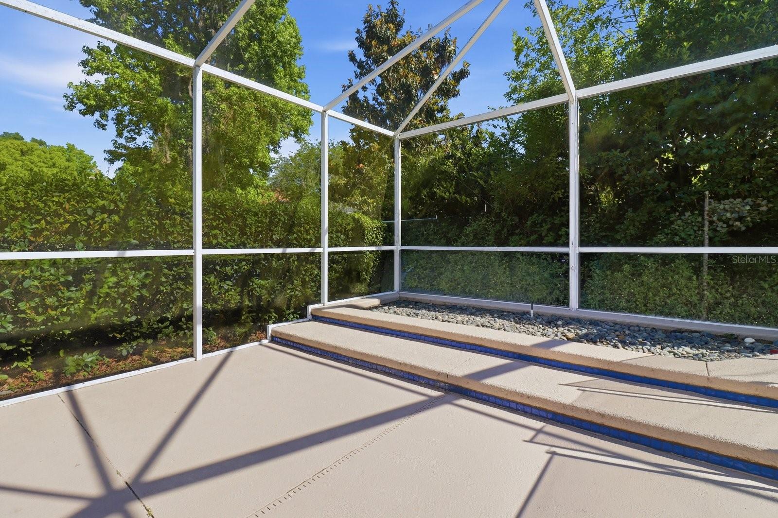 Image 51 of 60 For 2125 25th Loop