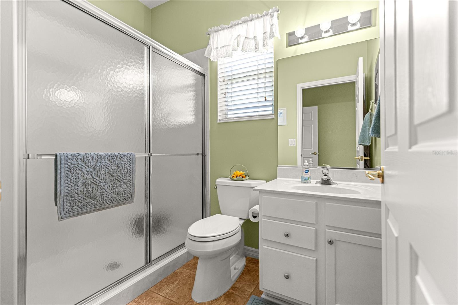 Image 28 of 77 For 12531 93rd Court Road