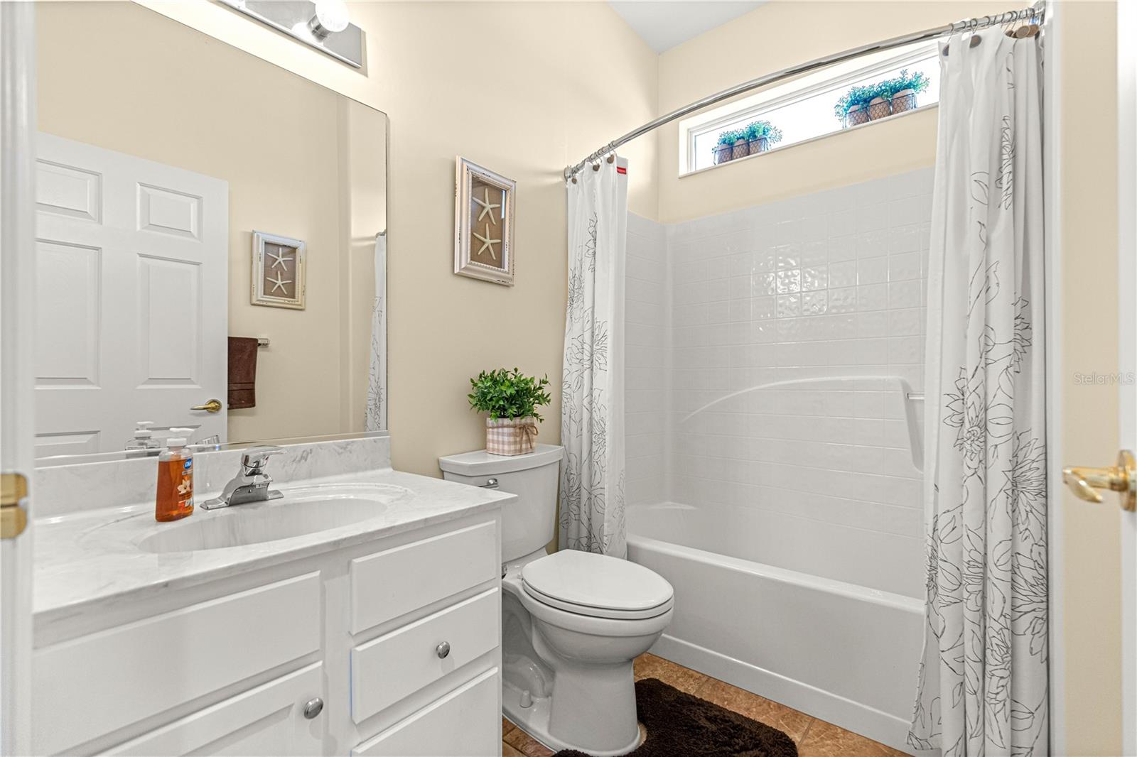 Image 32 of 77 For 12531 93rd Court Road