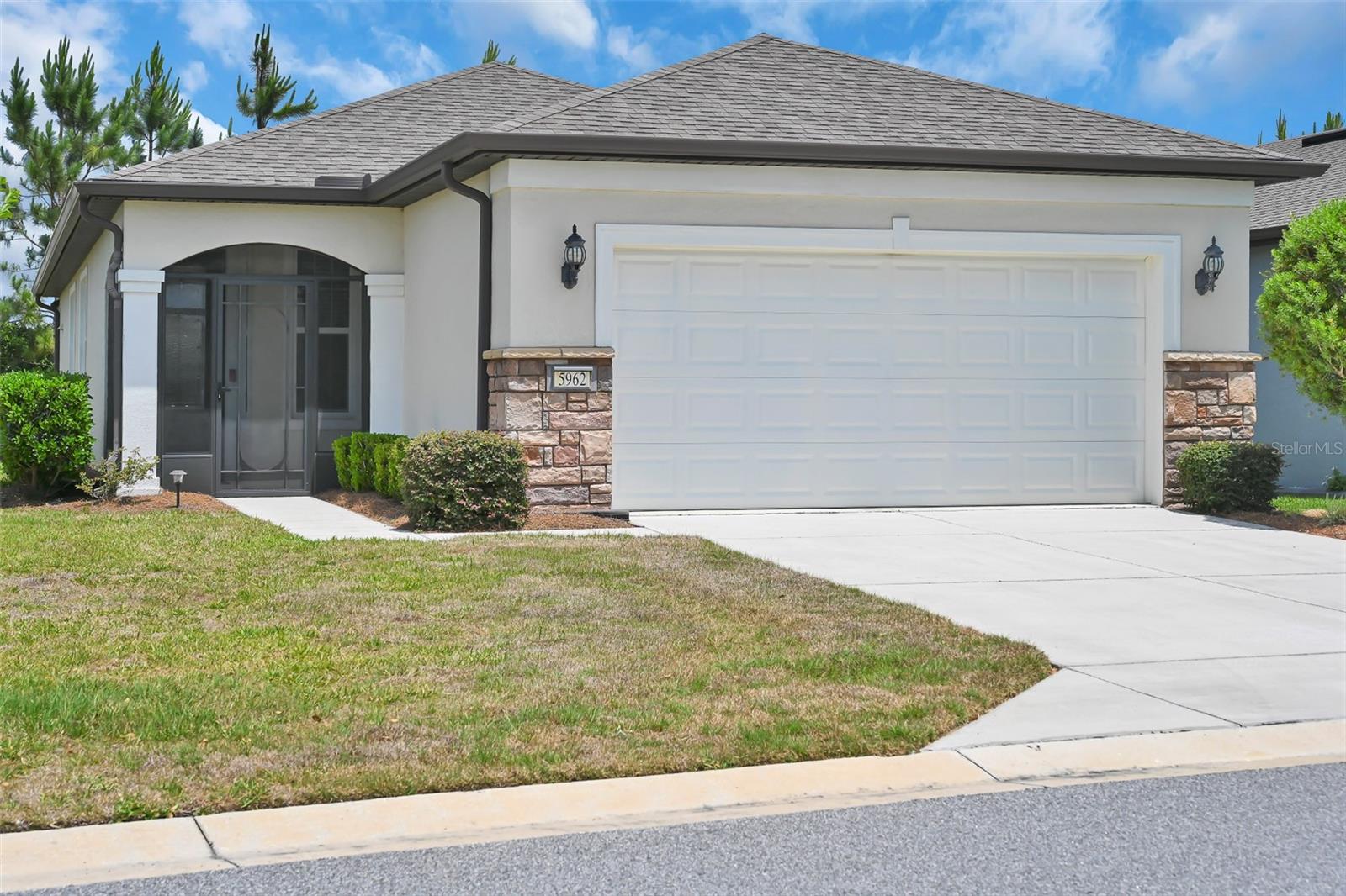 Image 7 of 65 For 5962 93rd Circle