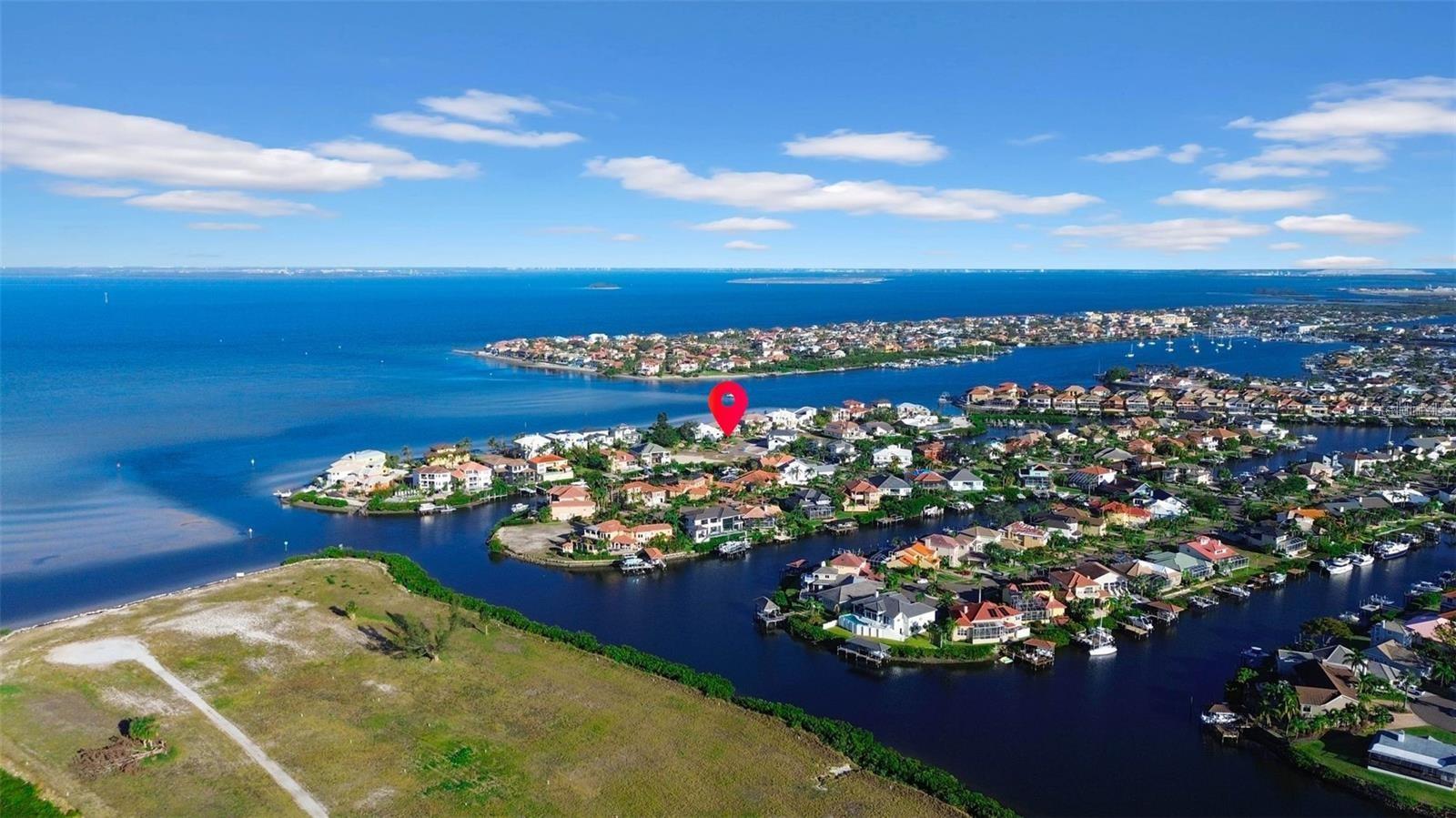 Image 24 of 26 For 962 Symphony Isles Boulevard