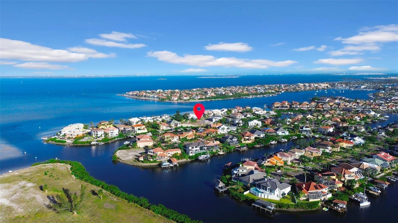 Image 25 of 26 For 962 Symphony Isles Boulevard