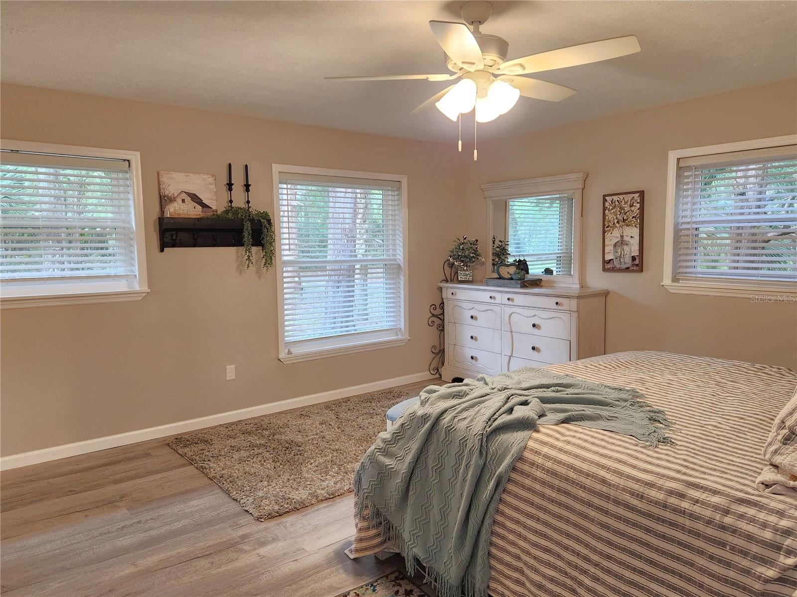 Image 16 of 42 For 24595 Highway 315