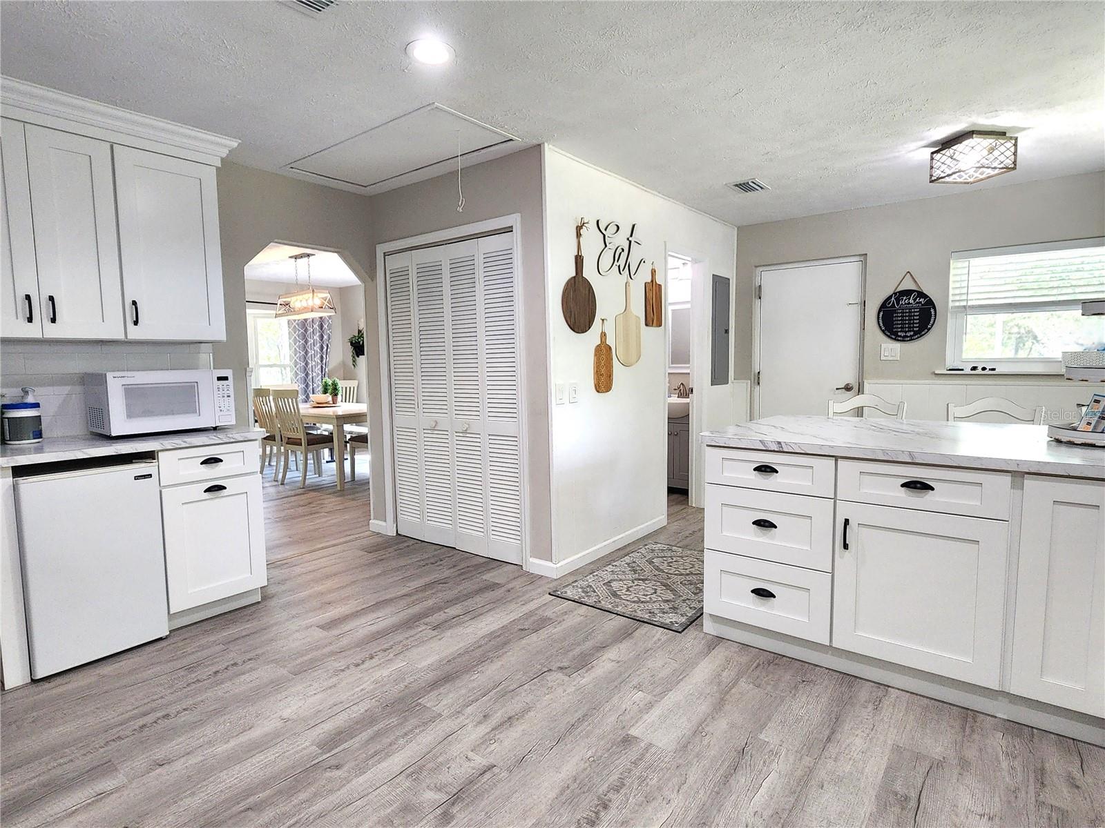 Image 7 of 42 For 24595 Highway 315