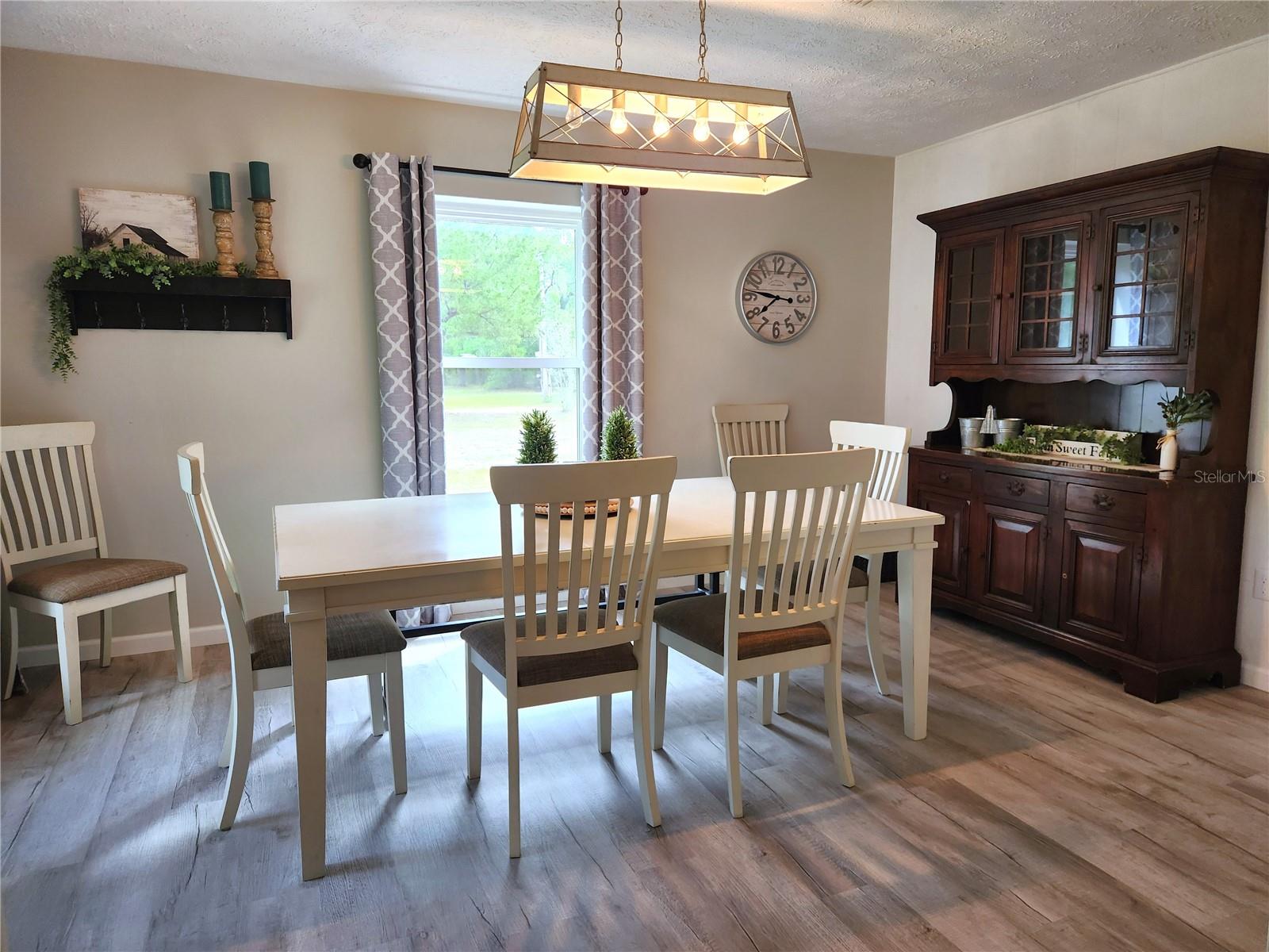 Image 9 of 42 For 24595 Highway 315