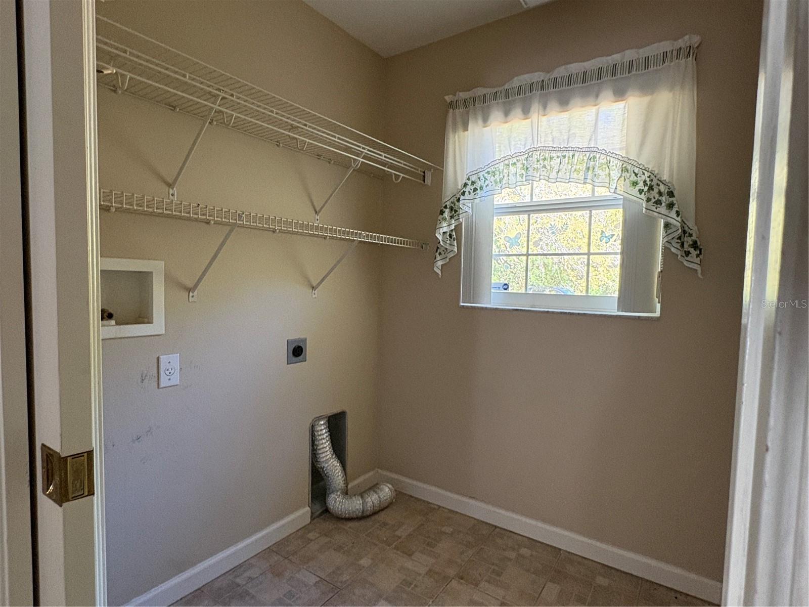 Image 11 of 32 For 2758 Century Boulevard