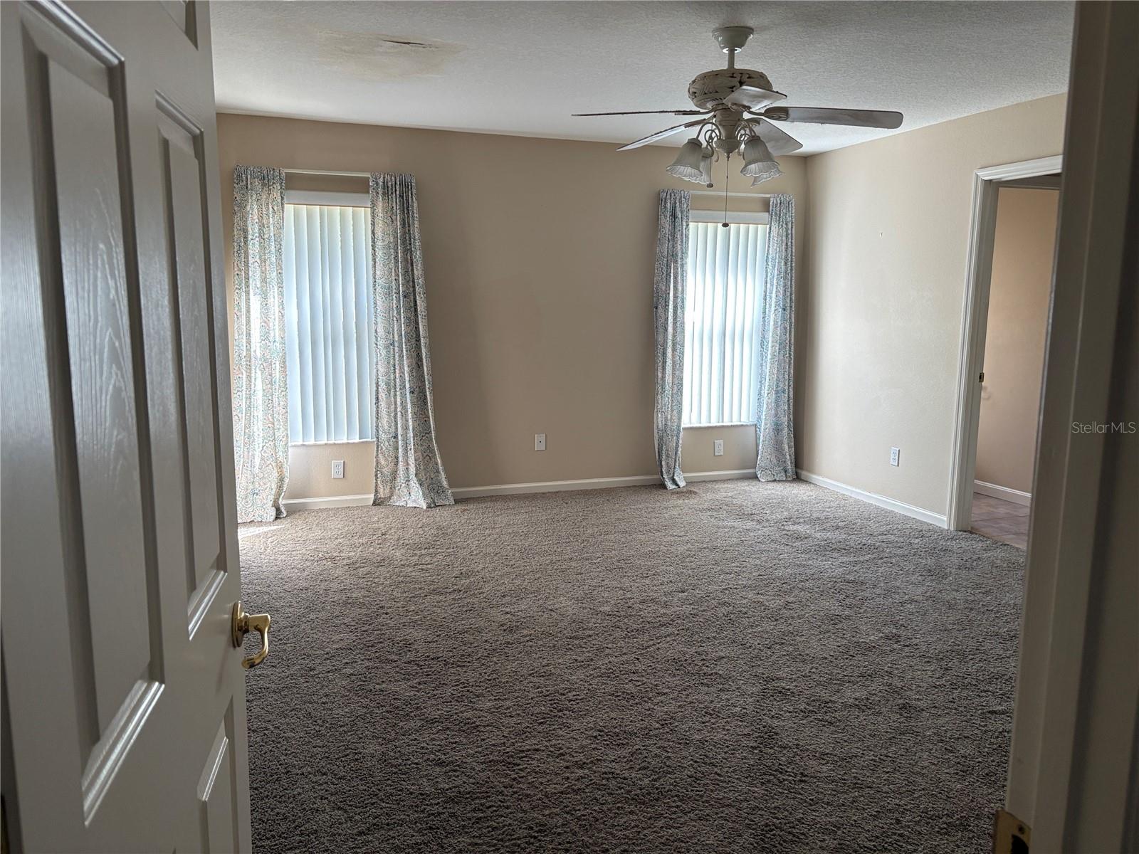 Image 19 of 32 For 2758 Century Boulevard