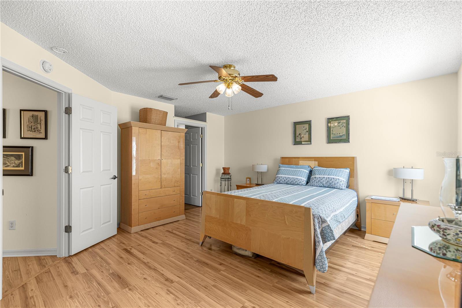 Image 30 of 58 For 1480 Azteca Loop