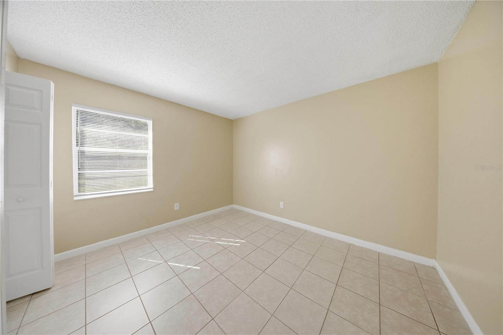 Image 12 of 16 For 1836 109th Place