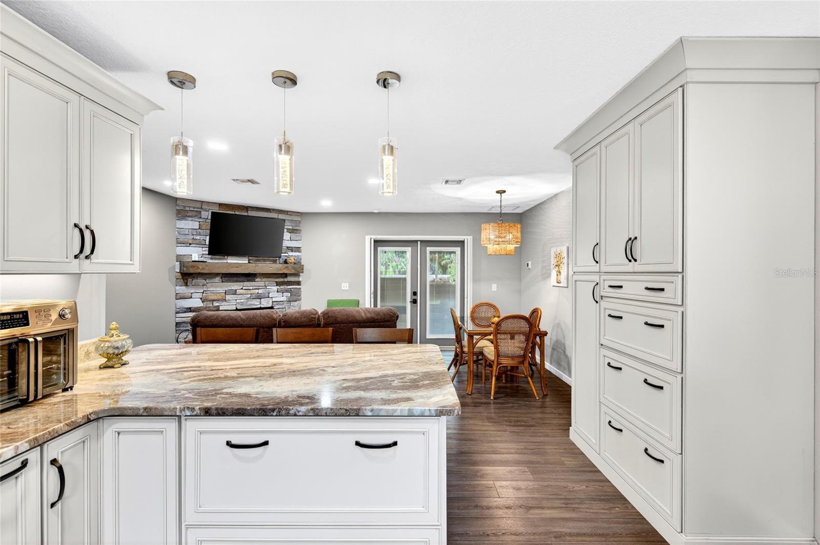 Image 11 of 95 For 14271 47th Avenue