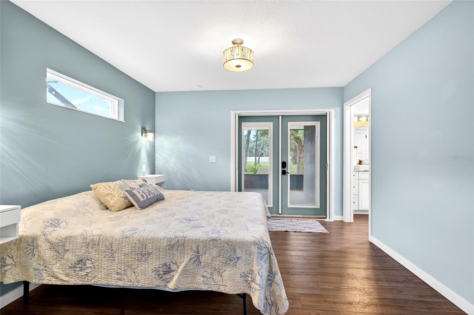 Image 18 of 95 For 14271 47th Avenue