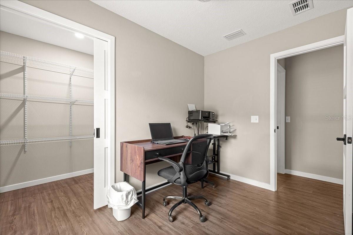 Image 31 of 95 For 14271 47th Avenue