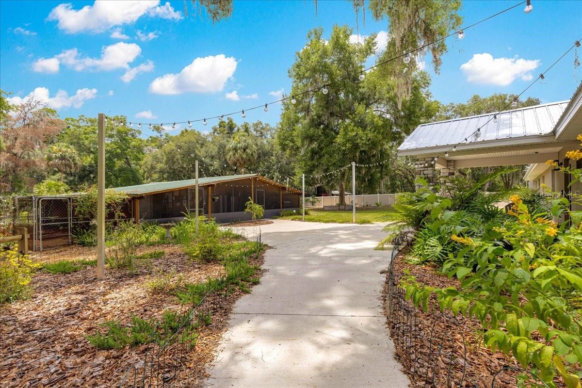 Image 43 of 95 For 14271 47th Avenue