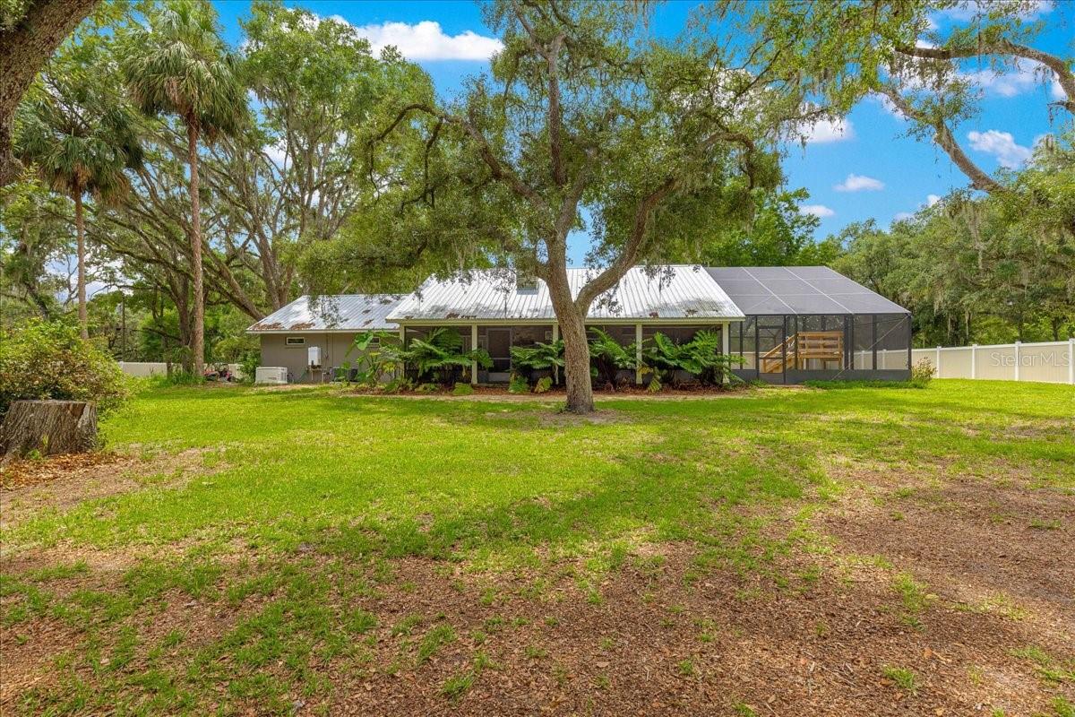 Image 46 of 95 For 14271 47th Avenue