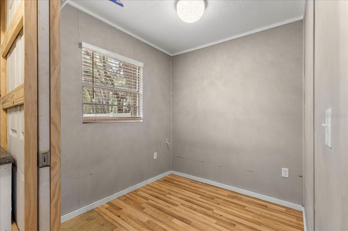 Image 53 of 95 For 14271 47th Avenue