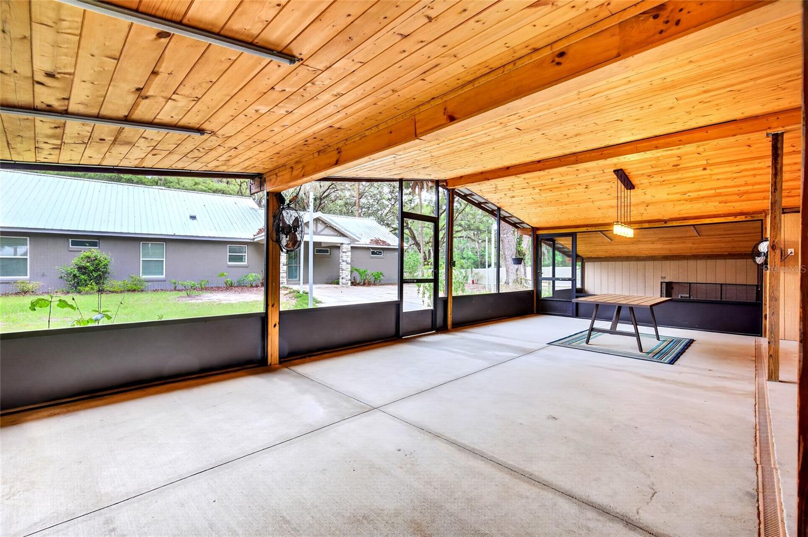 Image 59 of 95 For 14271 47th Avenue