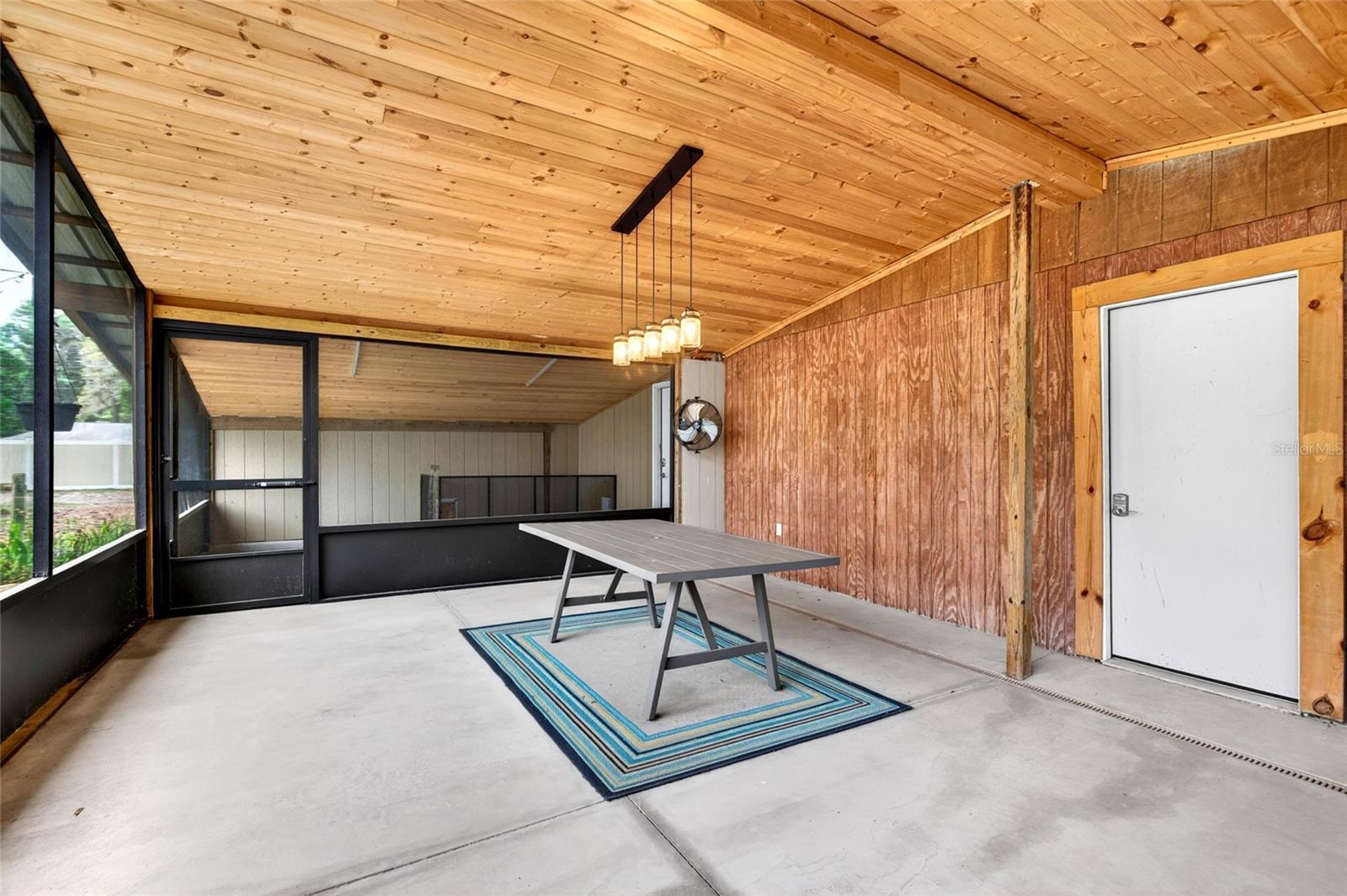 Image 60 of 95 For 14271 47th Avenue