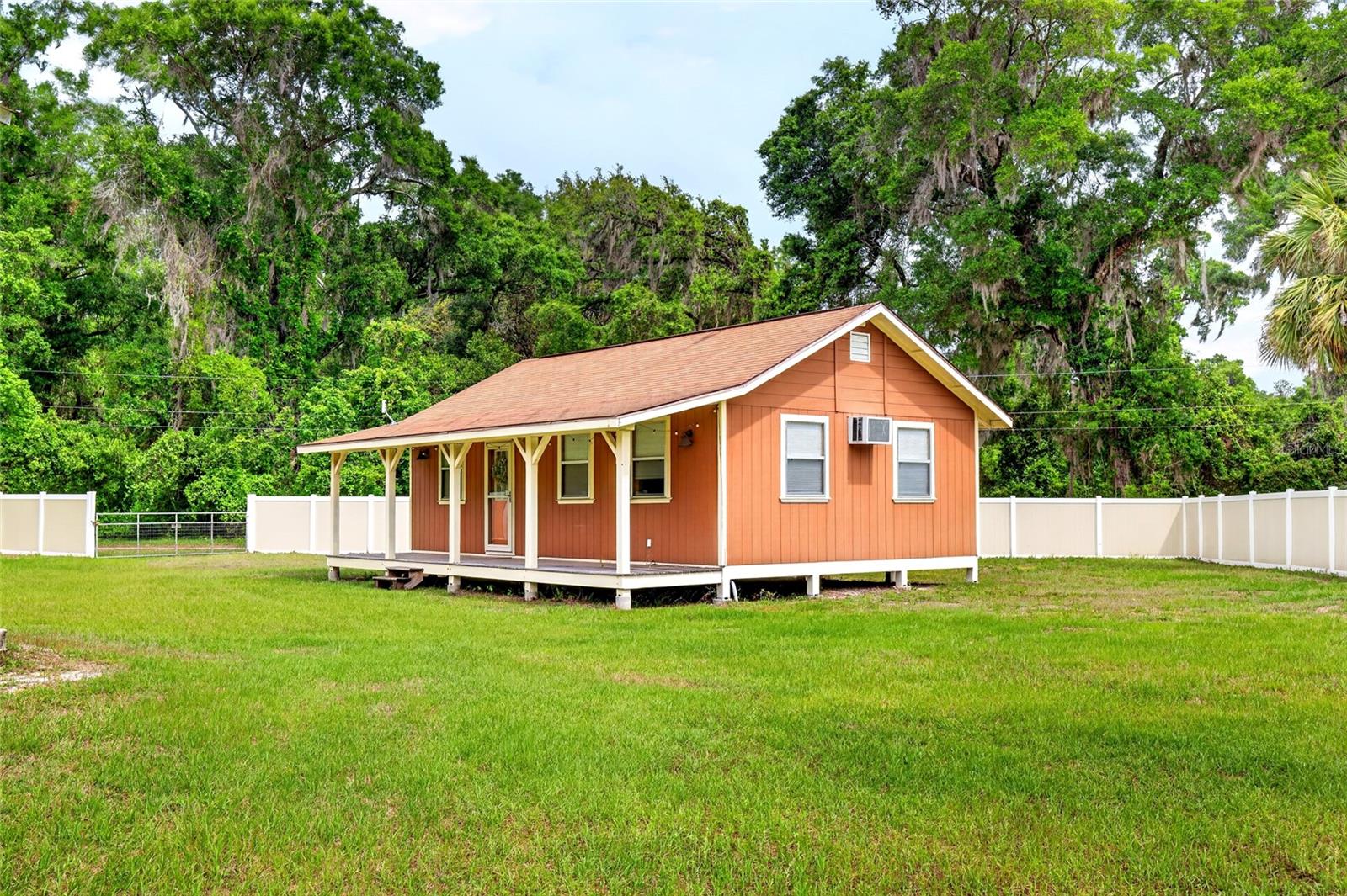 Image 74 of 95 For 14271 47th Avenue