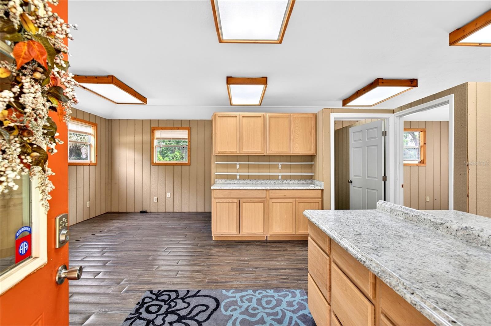 Image 75 of 95 For 14271 47th Avenue