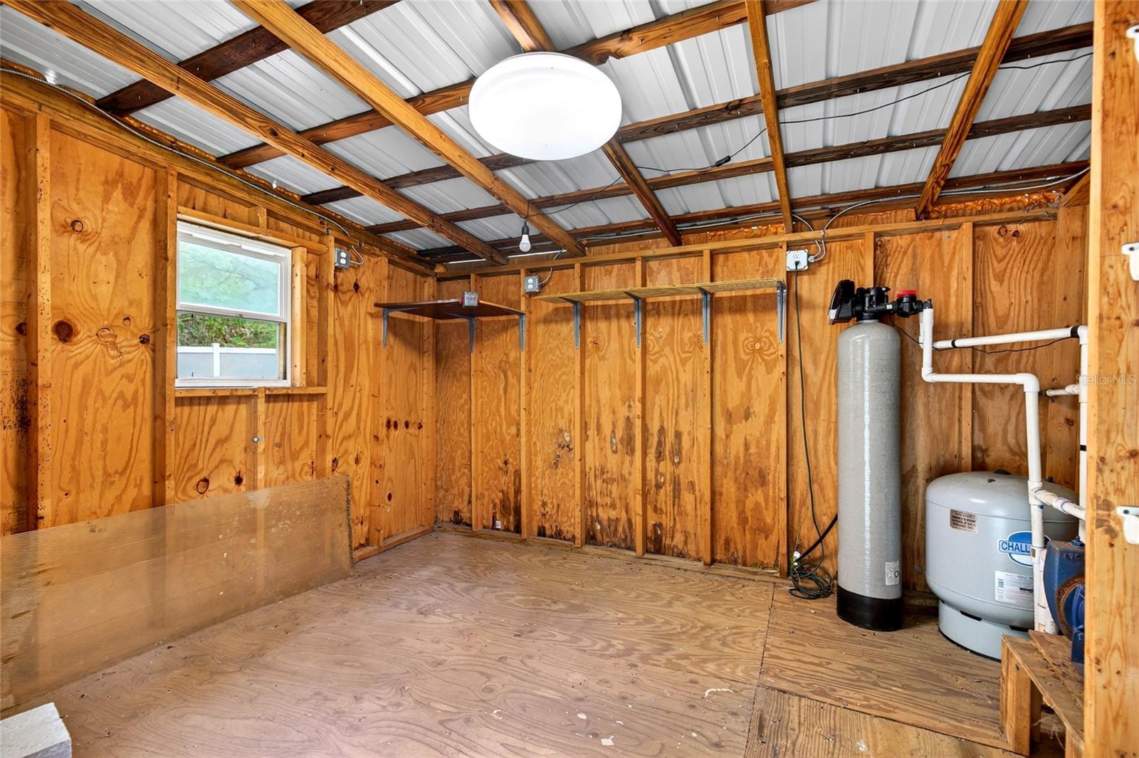 Image 82 of 95 For 14271 47th Avenue