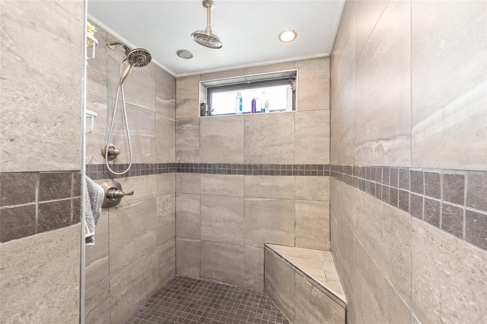 Image 16 of 20 For 725 56th Avenue